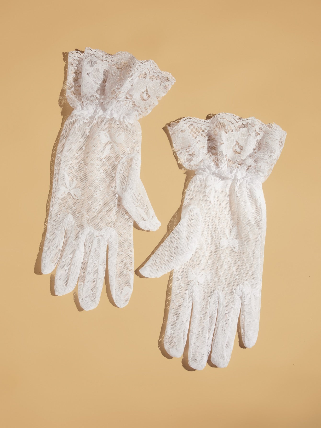 "Belle of Every Ball" Bow Lace Gloves