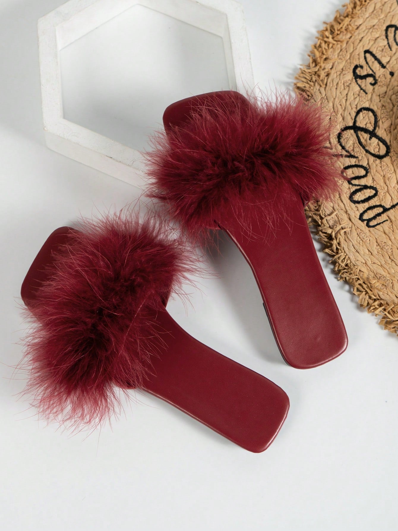 Women's Fashionable And Simple Slippers