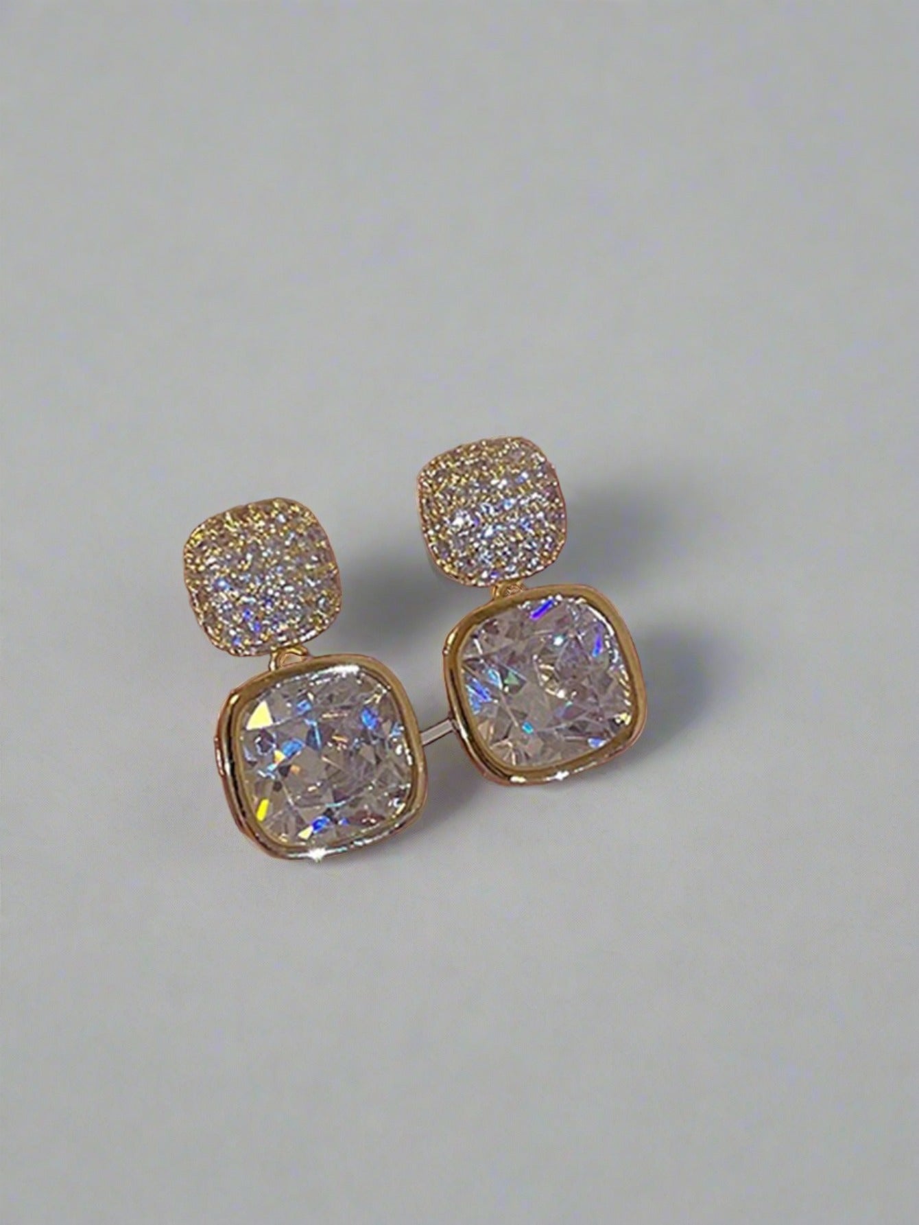 "Simple Showstoppers" Vintage Purple Rhinestone Geometric Earrings