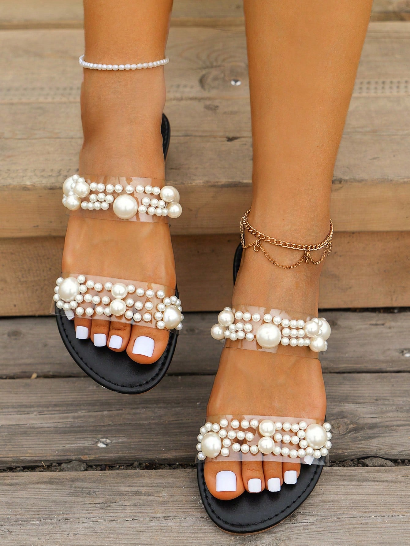 Lyndin Open Toe Pearl Slides