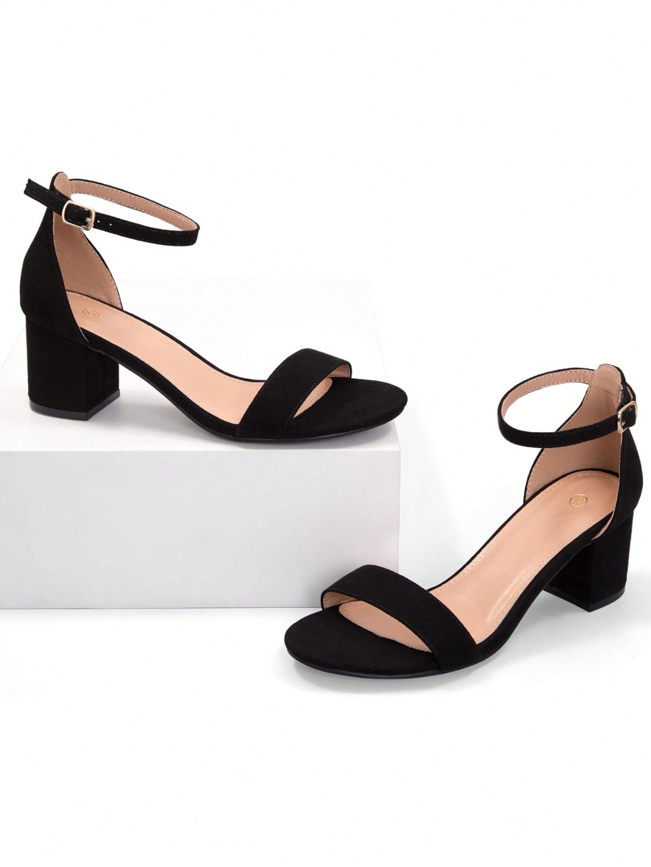 Silke Chunky Low Heels